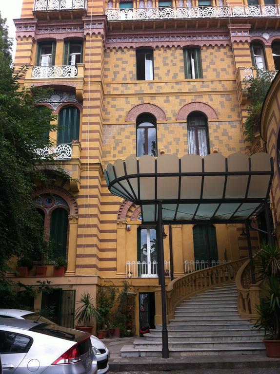 Casa Vacanze Amedeo Naples Exterior photo